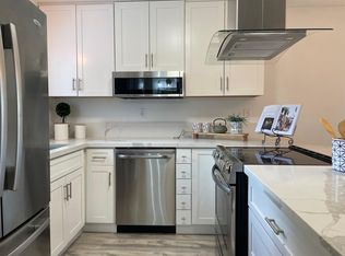 394 Ilo Ln APT 201, Danville, CA 94526