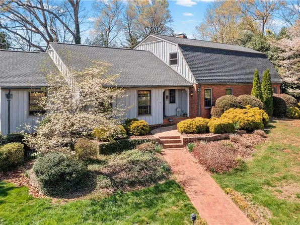 1903 Huntington Rd, Greensboro, NC 27408