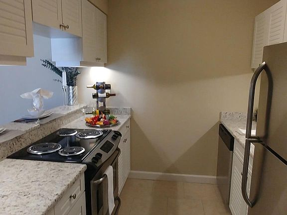 3rd image of 4601 W Gray St APT 316A