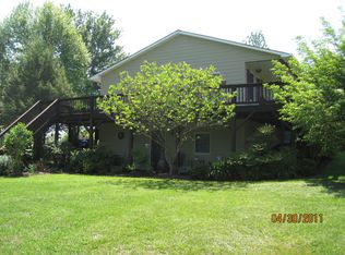 64 Lawrence Rd, Fletcher, NC 28732