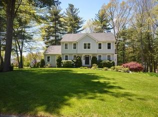 3 Blueberry Meadow Dr, Sutton, MA 01590