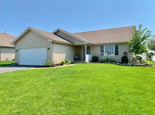 1528 Caddie Dr, Bourbonnais, IL 60914