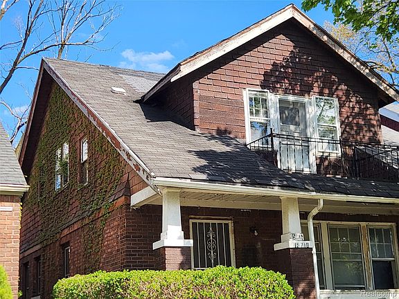 2nd image of 15718 Northlawn St