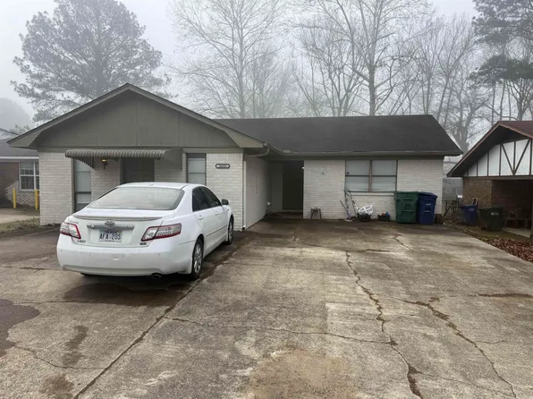 2435 Tyler St, Conway, AR 72034