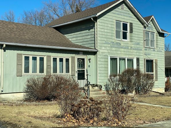 211 W Hardanger Gate, Lee, IL 60530