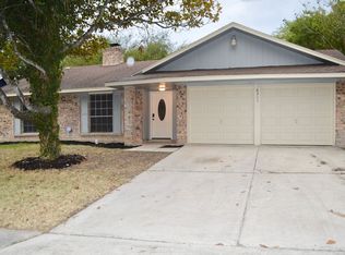 6311 Ridge Pass Dr, San Antonio, TX 78233