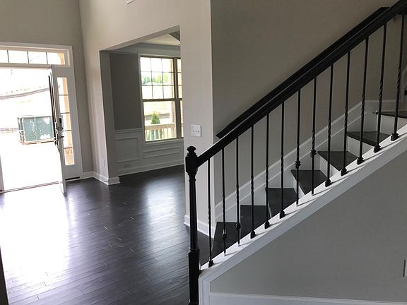 3rd image of 5540 Cheatam Ave