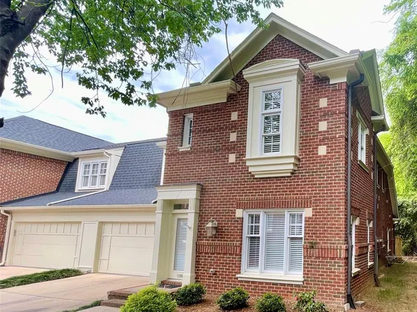 1180 Hampton Gardens Ln, Charlotte, NC 28209