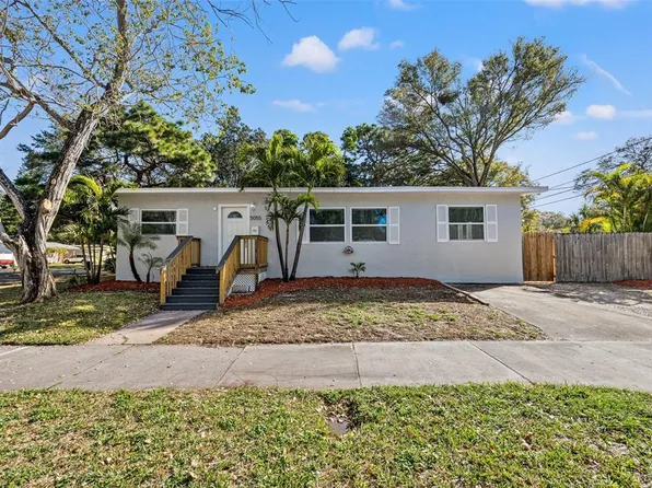 5055 12th St N, Saint Petersburg, FL 33703
