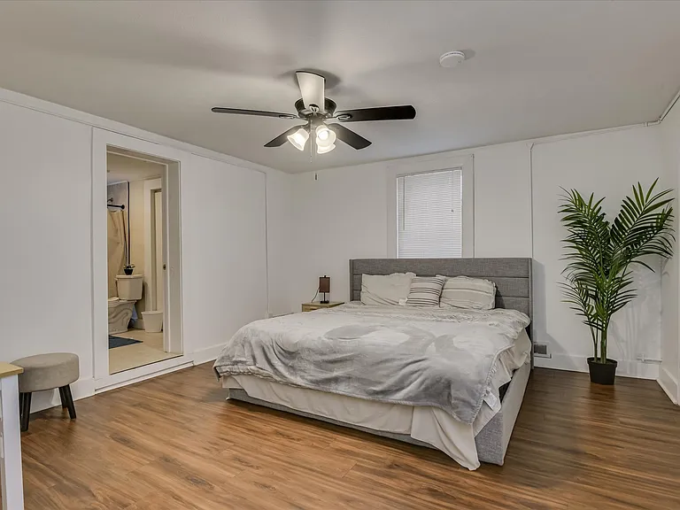714 Hickman Rd — Photo 51