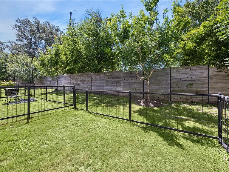 2108 Tillery St #9 — Photo 22