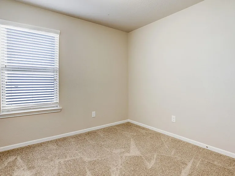 2911 Indwarra Ct — Photo 17