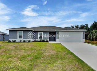 566 Oldenberg St SW, Palm Bay, FL 32908