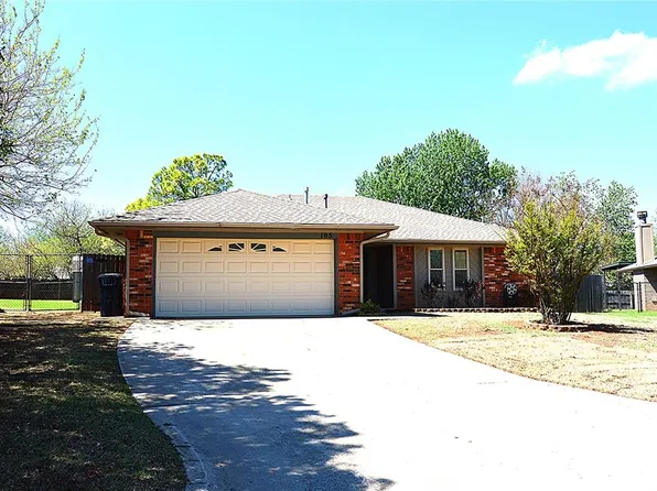 105 Lochwood Pl, Yukon, OK 73099