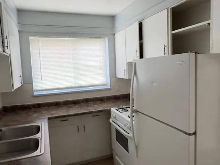 17 Maylan Dr #3 — Photo 3