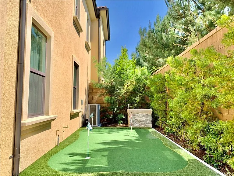 106 Espina — Photo 53