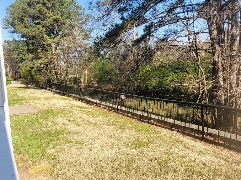 Wesley Place Apartments at Lawrenceville — Photo 275