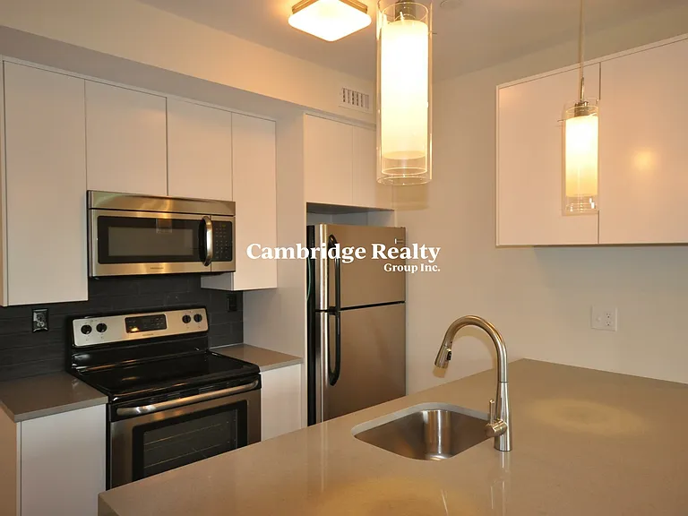 659 Massachusetts Ave #7T — Photo 3