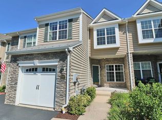 777 Huntington Dr, Fishkill, NY 12524