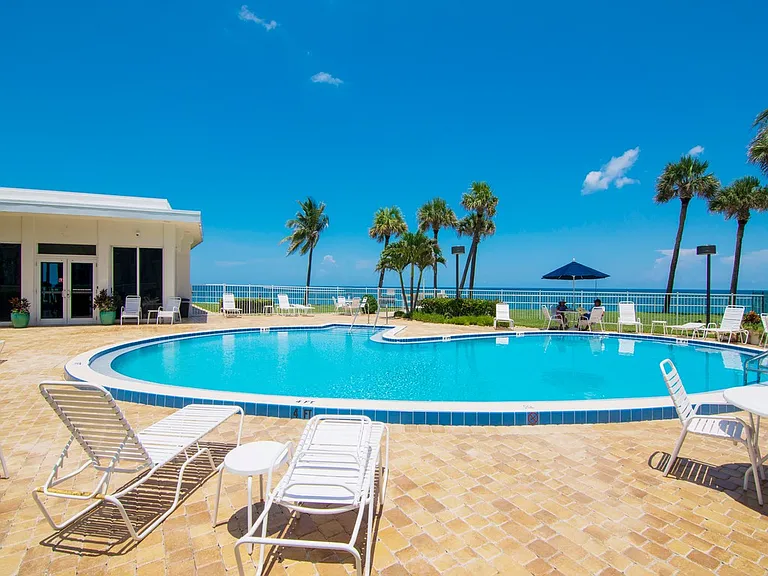 3554 Ocean Dr #501S — Photo 24