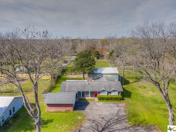 2nd image of 138 Chapparral Dr