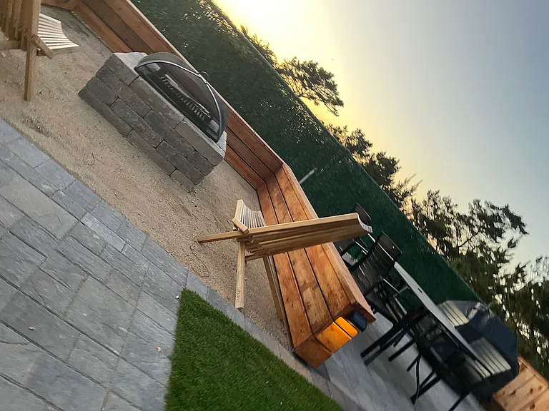 Manor Dr — Photo 39
