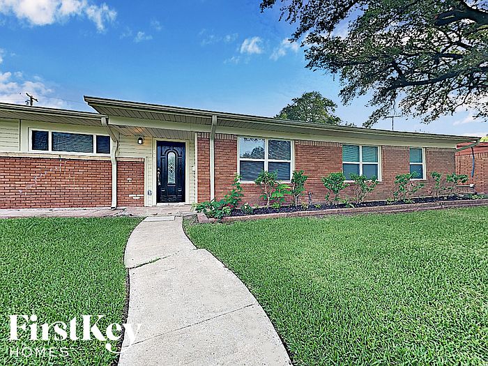 1st image of 606 Arion Ln