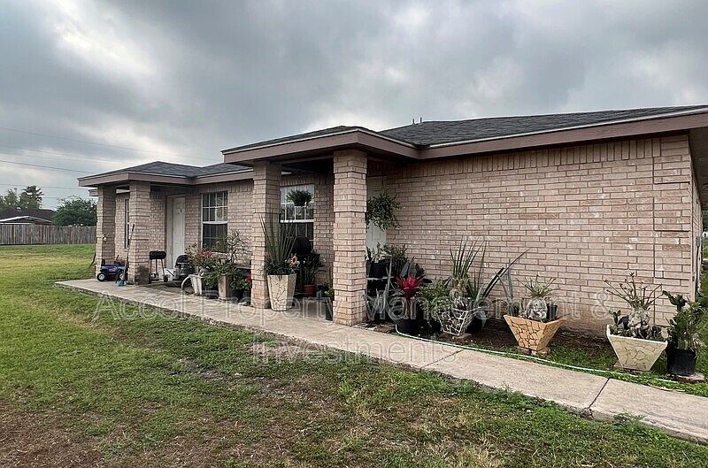 1st image of 2516 Jeffrey Dr APT A