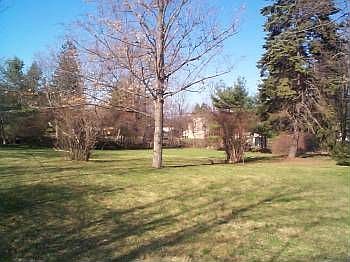 4th image of 48 Willow Ln