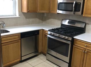 4430 Douglaston Pkwy APT 3A, Little Neck, NY 11363