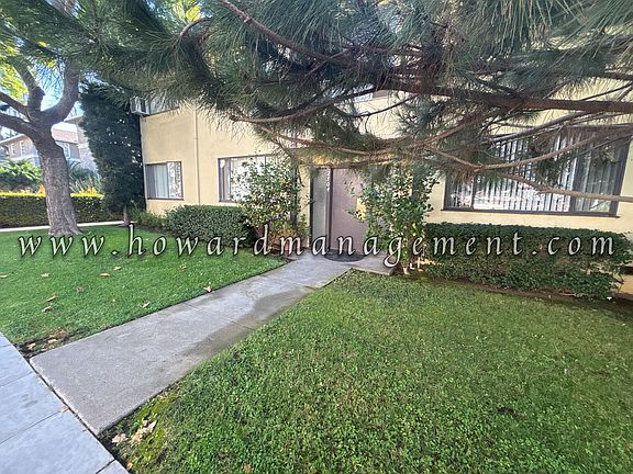 2nd image of 2704 Montana Ave #2704A