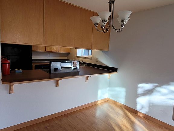 4th image of 20301 19th Ave NE APT 701