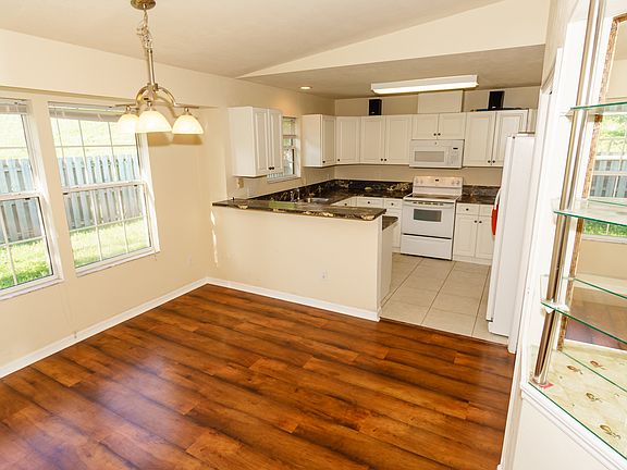 3rd image of 8646 NW 22nd Ave