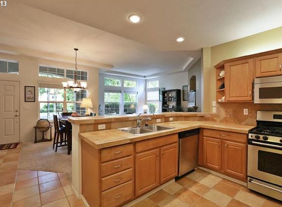 5th image of 1860 NE Ashberry Dr
