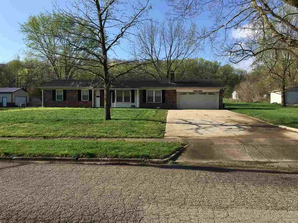 315 E Market St, Newport, IN 47966
