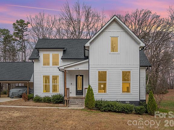 3rd image of 5028 Lewis Rd