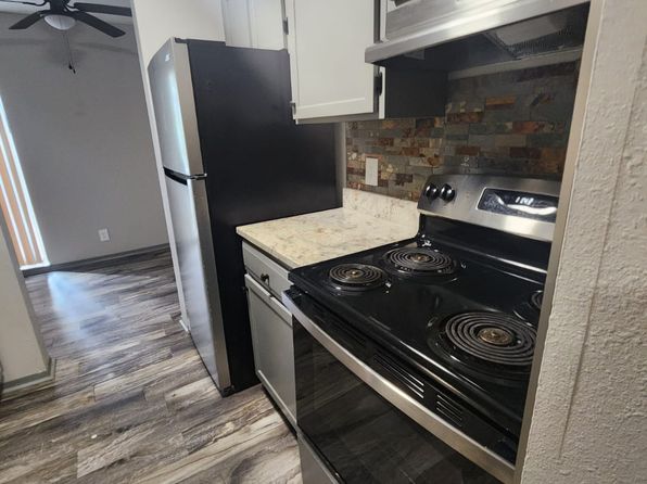 3712 N 108th Plz #2, Omaha, NE 68164