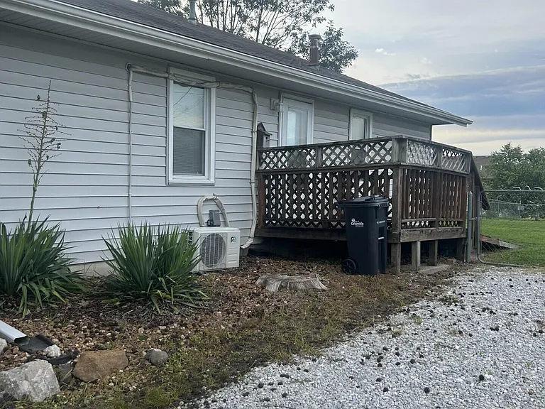 3505 Westwind Dr #B — Photo 4