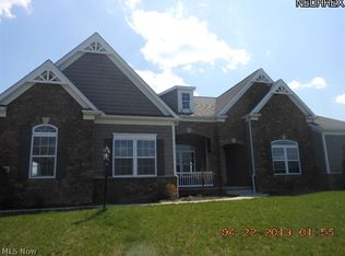 2806 Smith Kramer St SE, Hartville, OH 44632