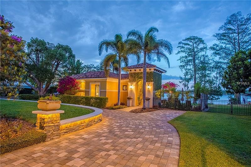 2nd image of 2101 Killarney Dr