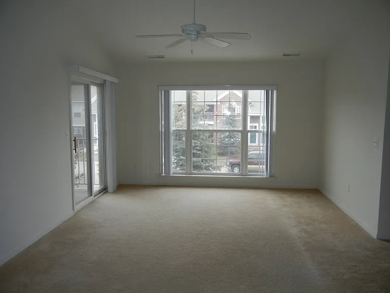 16803 Dover Dr — Photo 5