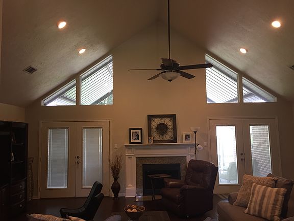 4th image of 169 Beechwood Dr