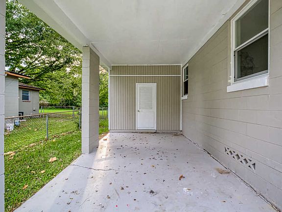 4th image of 1170 Alta Vista St