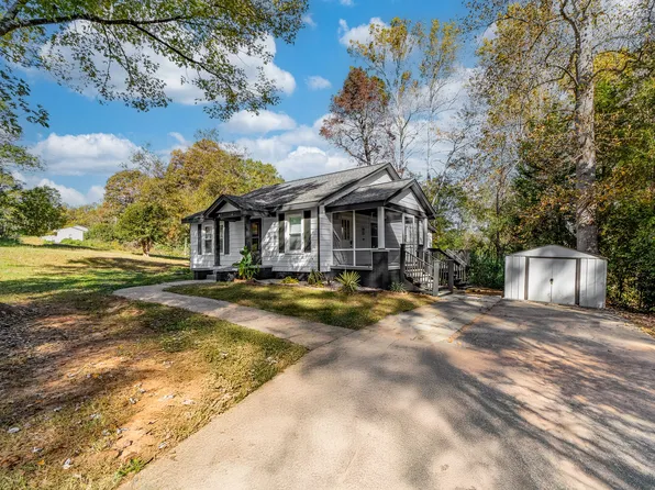 803 McAdenville Ave, Lowell, NC 28098