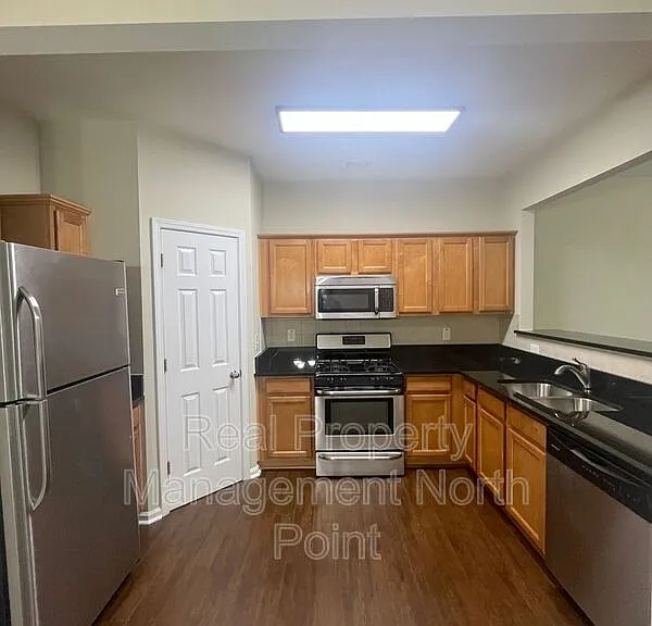 2031 Lakeshore Overlook Dr NW — Photo 4