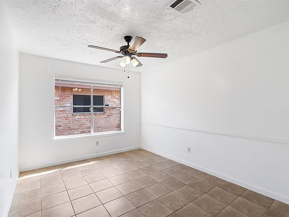 5th image of 1666 Meadow Green Dr #1666