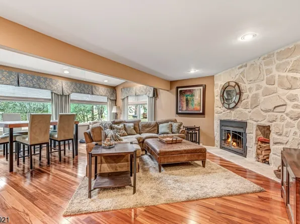 10 Andover Ave, Bridgewater Twp., NJ 08807