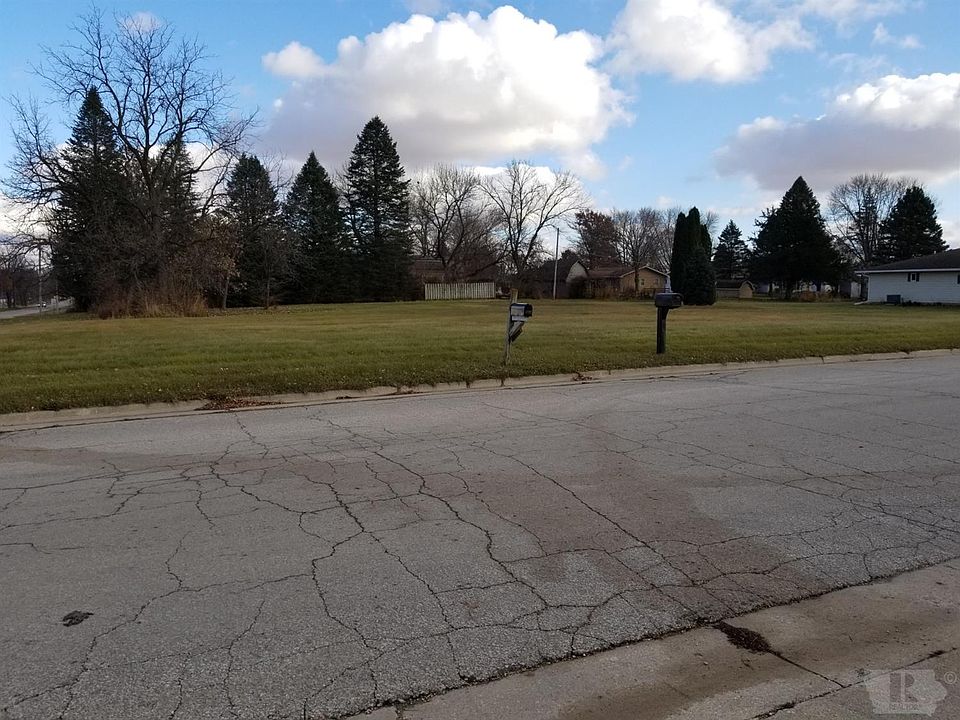 1st image of 101 Fairview Dr