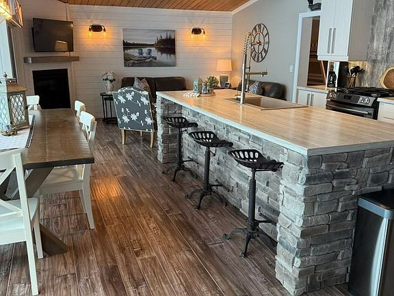 5th image of 146 Morris Ln