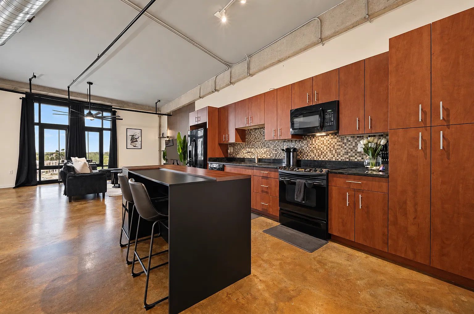 1 bed, 966 sqft, $1,850 — Photo 4